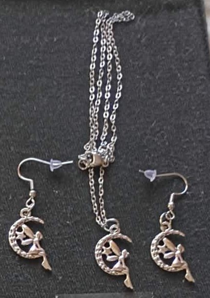 Half moon earring and necklace set